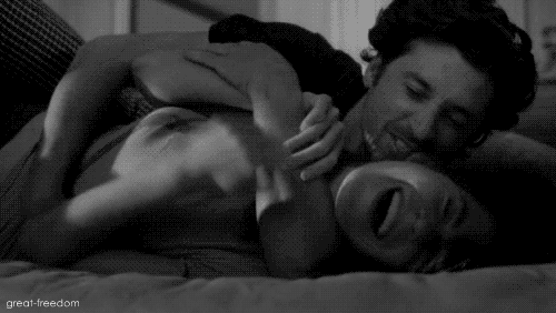 Гифка любовные ласки.