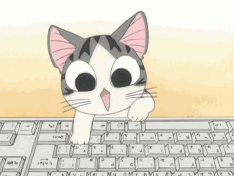 Смешная gif картинка Аниме кошка печатает на клавиатуре.