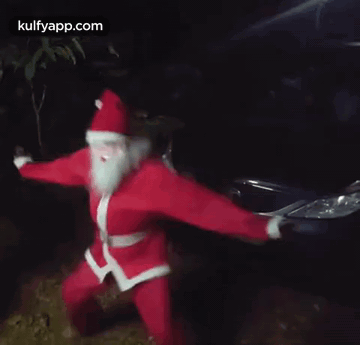 Gif картинка пошлый танец деда мороза.