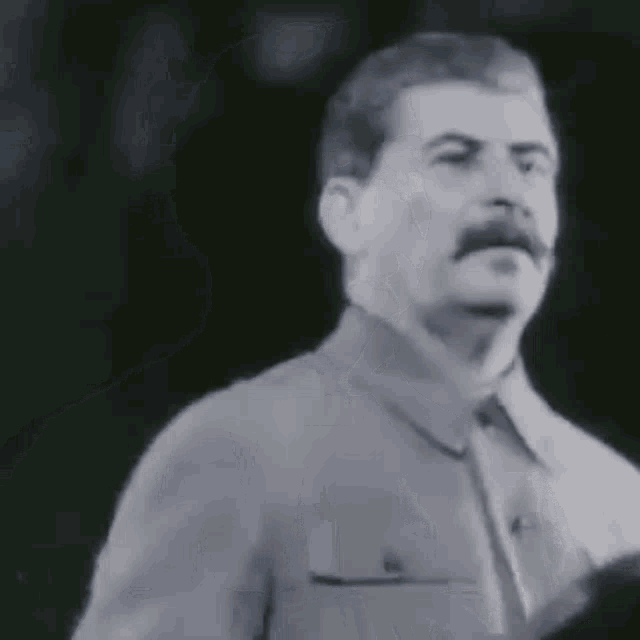 Мем, шутка, прикол Иосиф Сталин гифка. Мем, шутка, прикол Иосиф Сталин гифка.