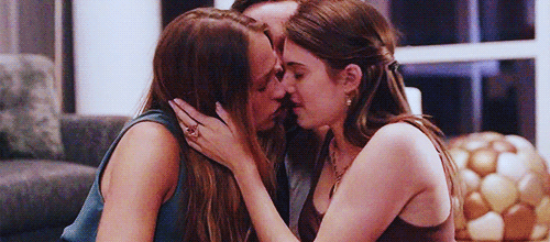 Girlshbo эллисон уильямс марни майклс гифка. Эллисон Уильямс поцелуй, Миа Киршнер и Эми Адамс, Поцелуй двух девушек. Girlshbo эллисон уильямс марни майклс гифка. Эллисон Уильямс поцелуй, Миа Киршнер и Эми Адамс, Поцелуй двух девушек.