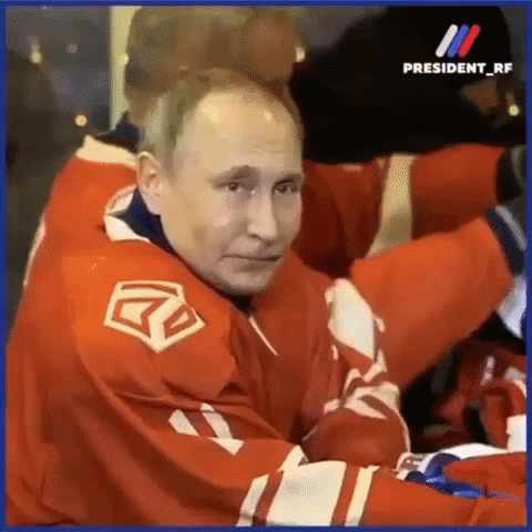 Анимация Путин в хоккейной форме подмигивает оператору. Анимация Путин в хоккейной форме подмигивает оператору.