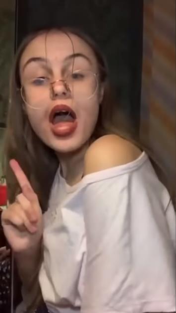 Секси фото Варченко со стрим трансляций.