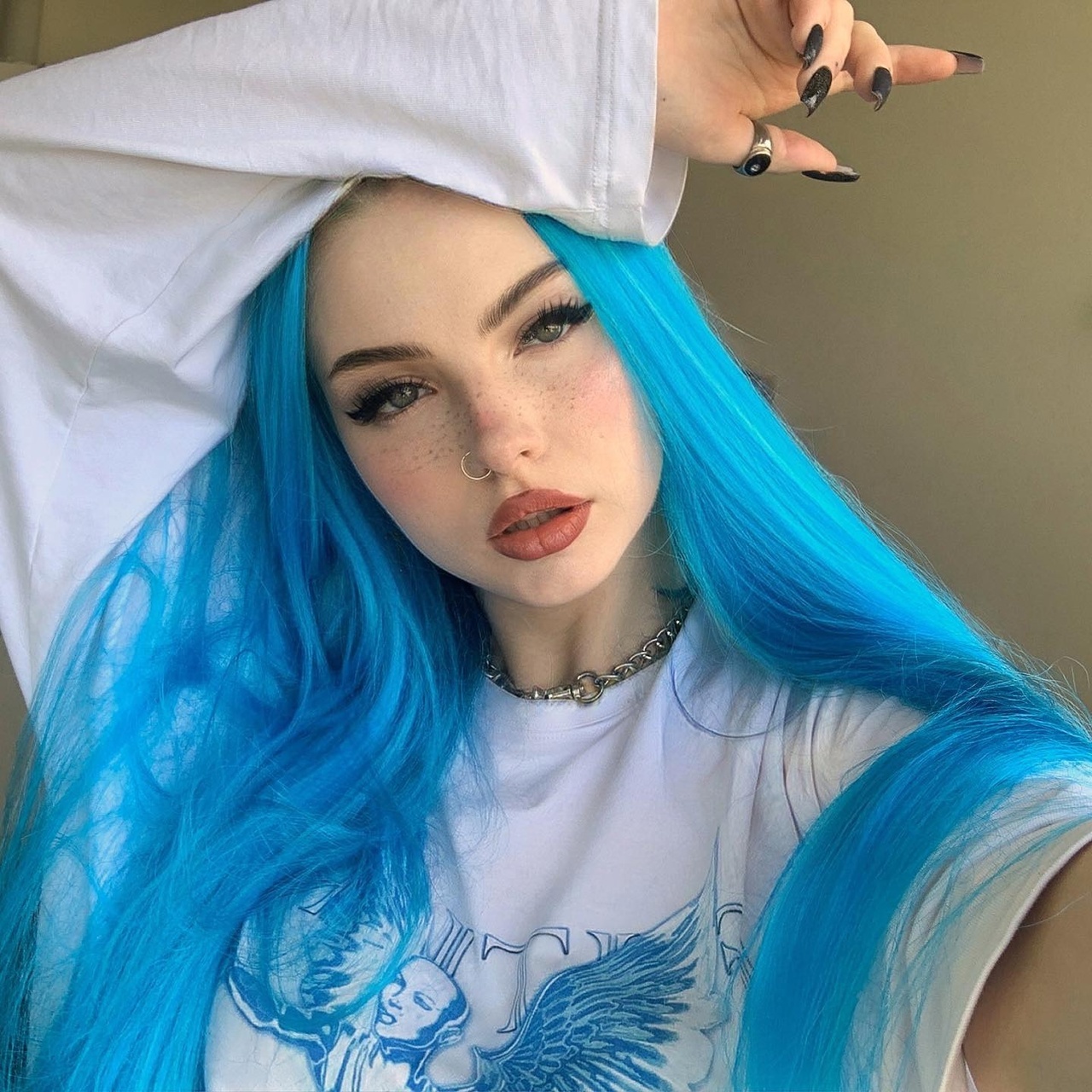 Подписывайтесь на мой тг @annfigma.