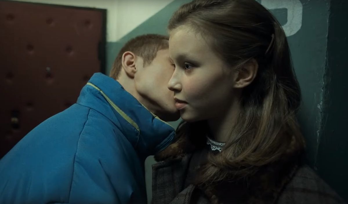 Свежие слитые фотки из сериала Слово пацана / Марат и Айгуль.