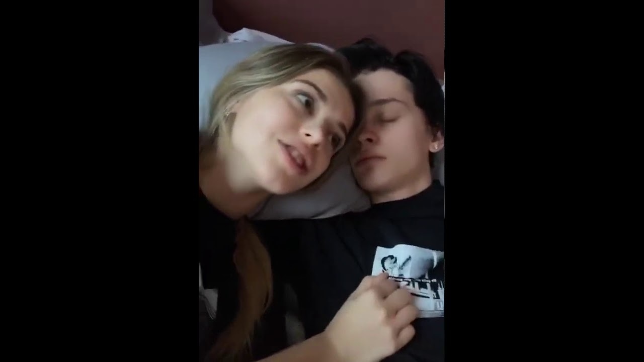 Элис и Стас тик ток