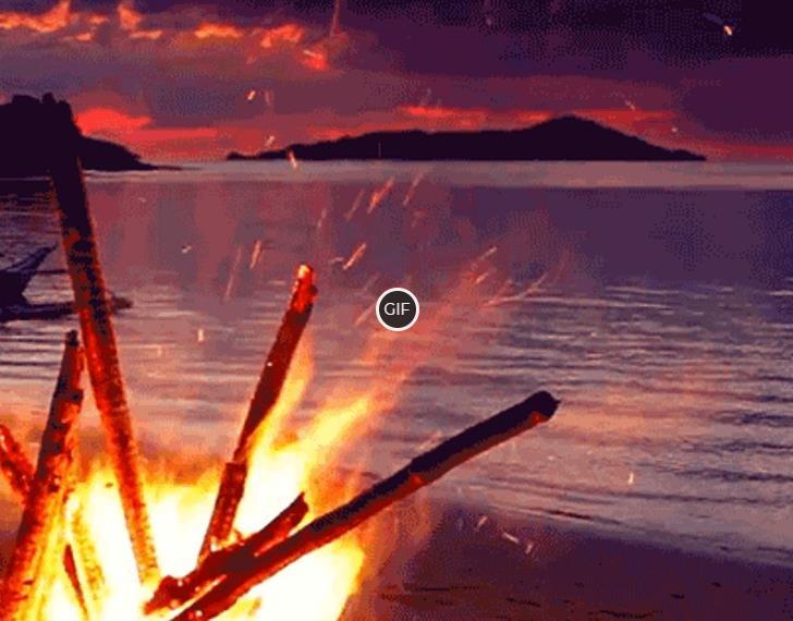 Красивая gif картинка искры костра у моря